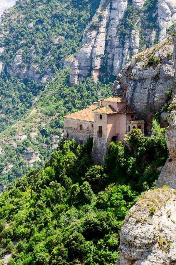 Xalet De La Muntanya El Brucmontserrat Ngoại thất bức ảnh